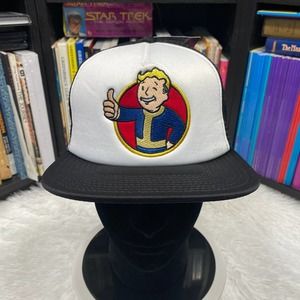 FALLOUT 3 VAULT BOY HAT BETHESDA TRUCKER HAT "NWT"